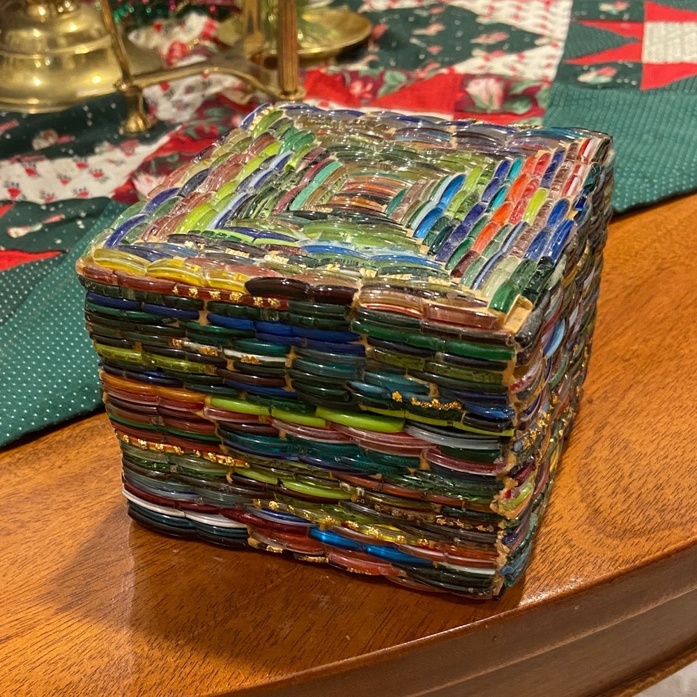 Abstract Mosaic Art Glass Trinket
Jewelry Box Pretty Multicolored